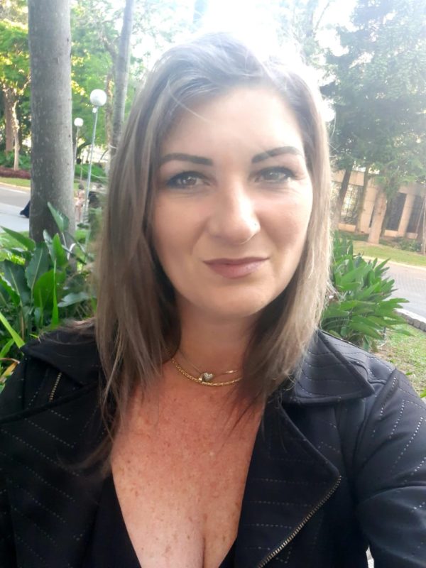 Lisiane Azambuja de Souza