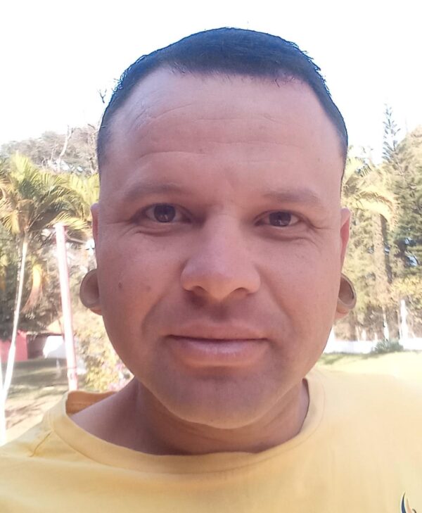 ELVIS SHENDROSKI ASSUNÇÃO